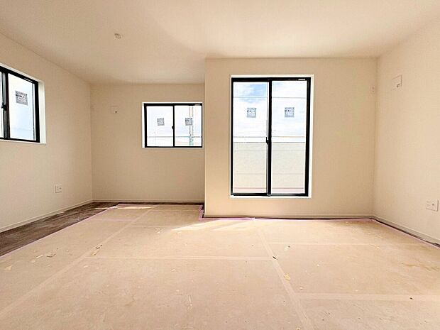 二部屋に分けて個室にできる可変型空間です。(令和8年8月撮影)