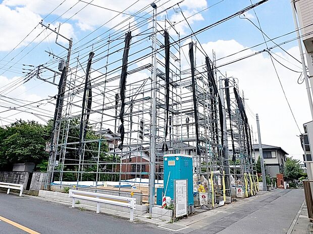 通風・採光にも優れ、心地よい光と風があふれています。(令和8年7月 撮影)