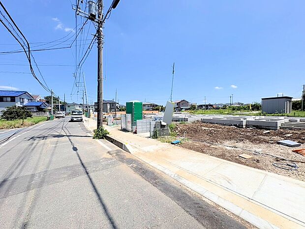 回遊性のある間取りを採用し、毎日の家事動線にも配慮しました。(令和8年7月 撮影)