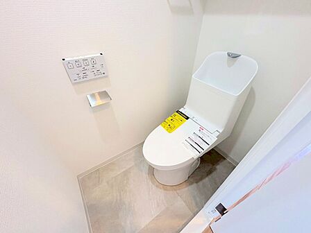 白を基調としたシンプルながらも落ち着くデザイン。