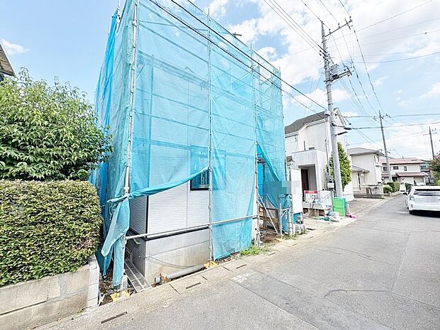 LDKは広々24.5帖の大空間です。リビングダイニングには床暖房完備。(令和8年8月撮影)