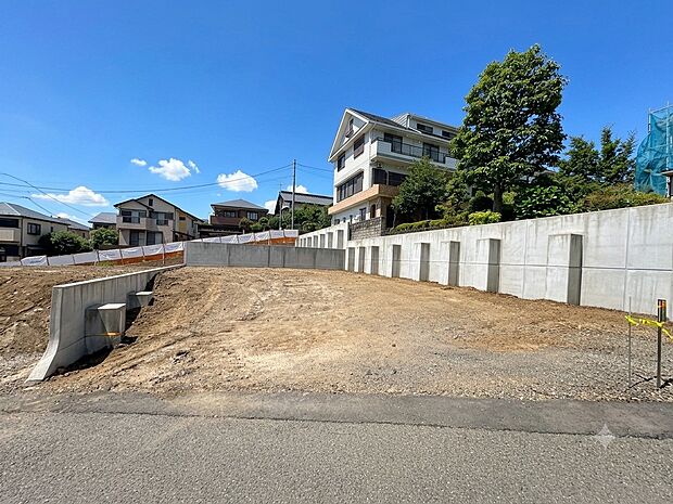 建築条件付きの売地です。現地を実際にご確認下さい。(令和8年6月 撮影)