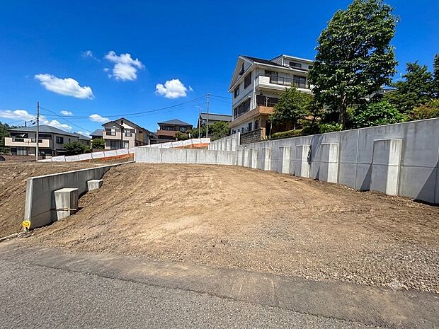 ゆとりの敷地46坪以上、建築条件付きの売地です。現地を実際にご確認下さい。(令和8年6月 撮影)