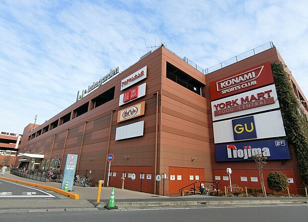 ララガーデン川口店まで約1200m