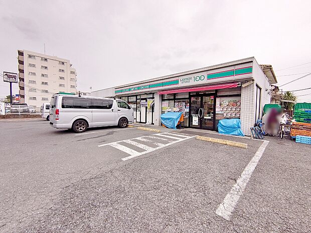ローソンストア100 東浦和七丁目店まで約650m