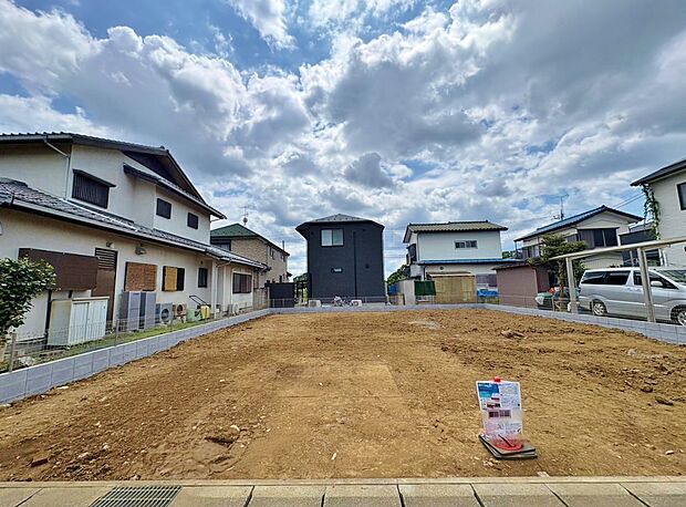 生活の流れを考え、身支度も家事動線も効率の良いお住まい。(令和8年7月 撮影)