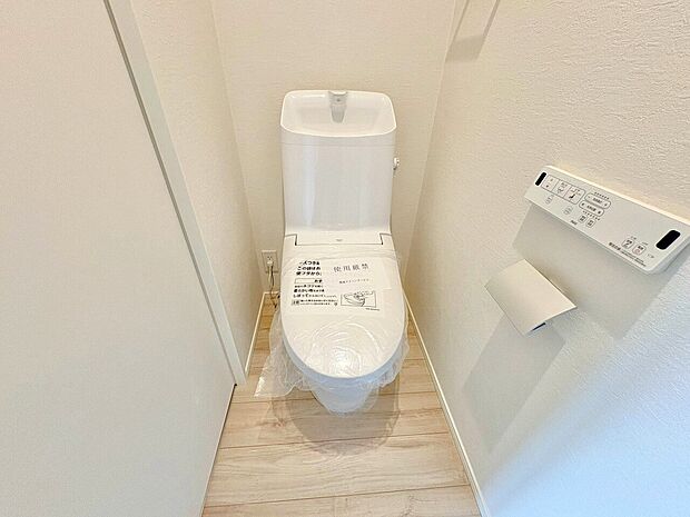 白を基調としたシンプルながらも落ち着くデザイン。