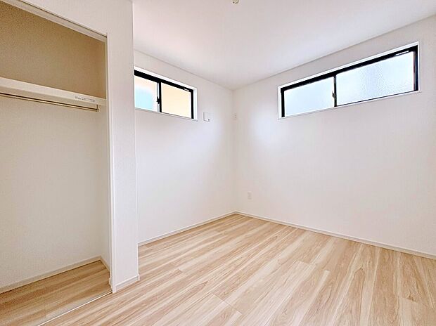 2階は全居室二面採光、採光に富んだ設計で明るい空間を演出。