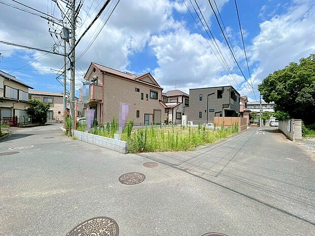 16帖のLDKは便利なパントリーを備えています。(令和8年7月撮影)