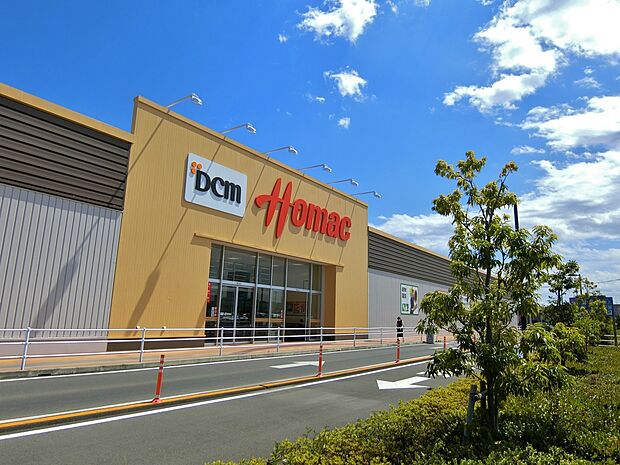 DCM上尾店まで約1100m