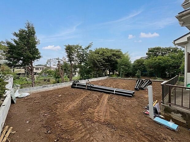 18.4帖のLDK横には4.5帖の続き間和室付き。(令和8年7月撮影)