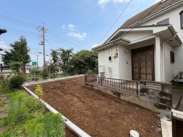 キッチンそばに水回りを設け、毎日の家事動線にも配慮しました。(令和8年7月撮影)