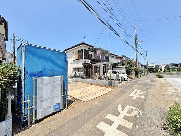 2階は全居室二面採光、採光に富んだ設計で明るい空間を演出。(令和8年7月撮影)