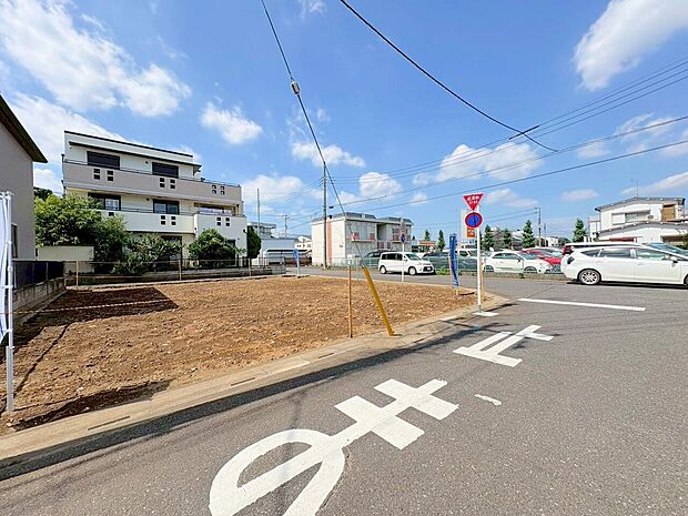 17帖以上のLDKは人気の対面式キッチンで一体感があります。(令和8年7月撮影)