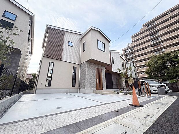 風格と同時に遊び心を感じさせる、個性の光るデザイン。