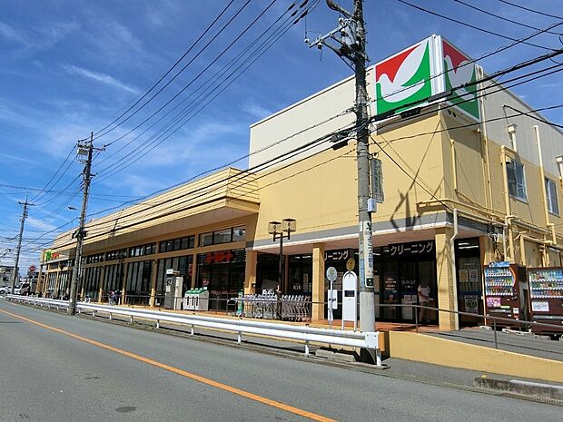 ヨークマート桶川店まで約1000m