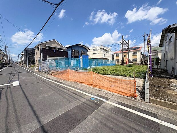 2階は全居室二面採光、収納スペース付きです。(令和8年8月撮影)