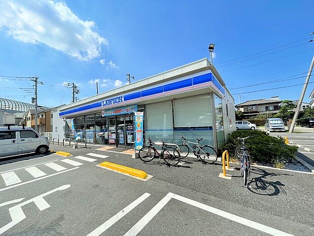 ローソン川口安行吉蔵店まで約550m
