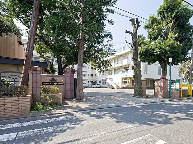 木崎小学校まで約300m