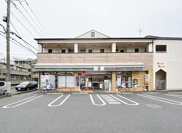 セブンイレブン領家店まで約450m