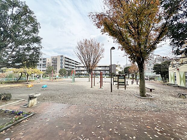 神明丸公園まで約400m