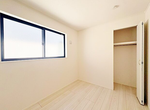各お部屋にしっかりと収納スペースを設けてあります。