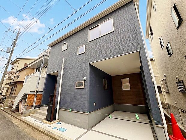 暮らす家族と来訪者の目を楽しませる演出。