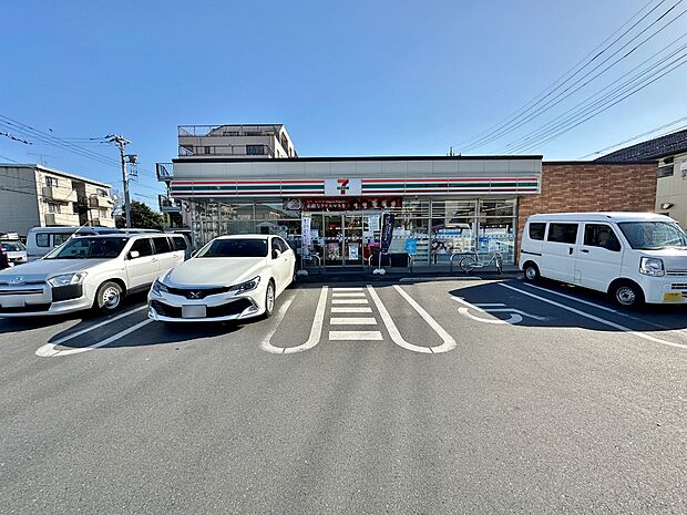 セブンイレブン川口芝塚原2丁目店まで約900m