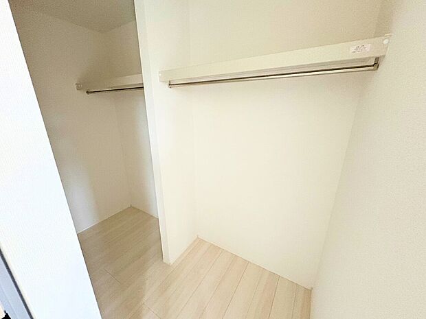 整理整頓しやすいWICなら、快適な暮らしを維持できます。
