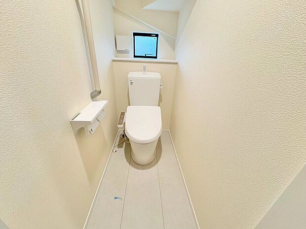 白を基調としたシンプルながらも落ち着くデザイン。