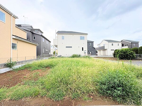 敷地面積は約38坪以上、お好きなプランで建築可能です。(令和8年8月撮影)
