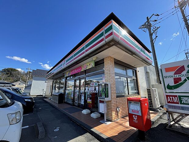 セブンイレブン 蓮田西新宿1丁目店まで約513m