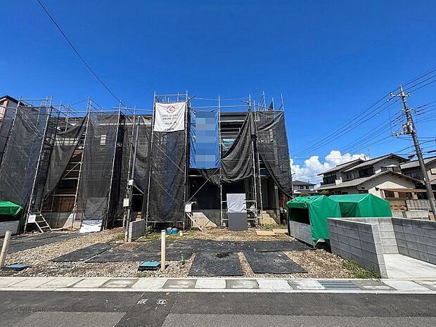 時間の経過と共に味わいが出る素敵な空間をお楽しみください。(令和8年8月撮影)