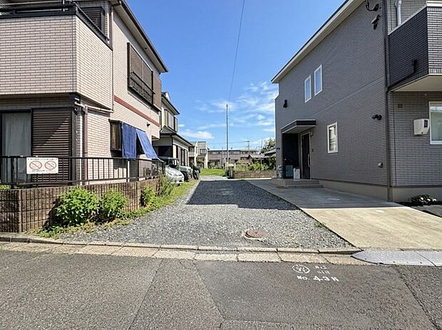 2階は全居室二面採光・収納スペース付き。(令和8年9月撮影)