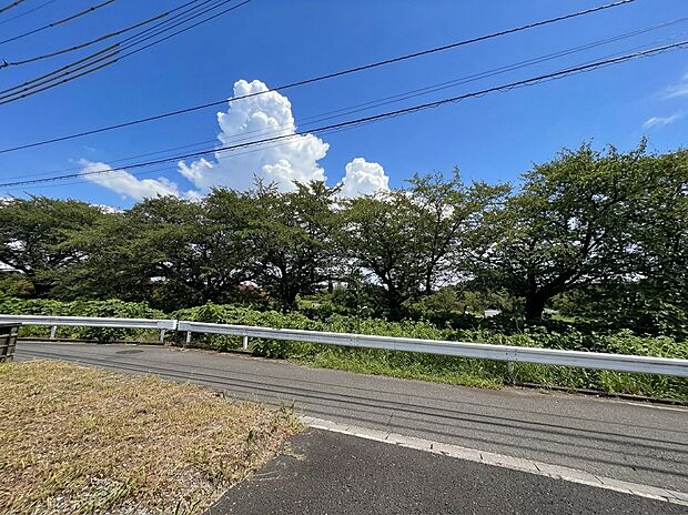 ここに住まう方へ余すこと無く太陽の恵みを届けられるように。(令和8年9月撮影)