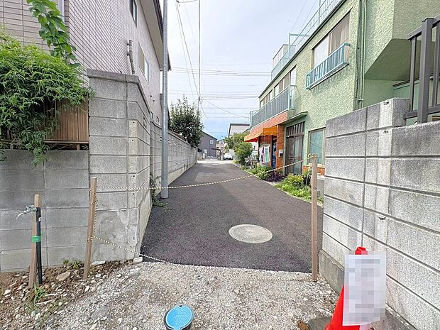 住まう方の幸せを守ります。ワンランク上のオンリーワンの家。(令和8年9月撮影)