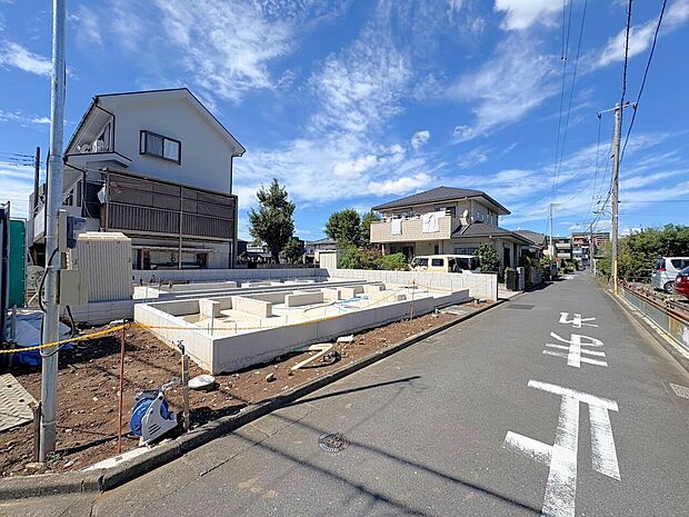 17帖のLDKは人気のおしゃれな対面式キッチンを採用しました。(令和8年9月撮影)