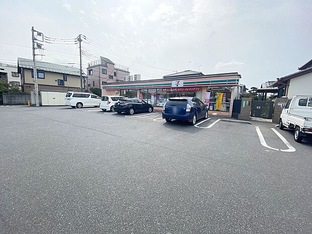 セブンイレブンさいたま大谷口店まで約550m