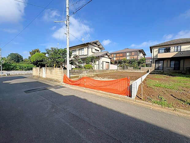 パントリー付きのLDKです。まとめ買いも安心の収納力。(令和8年9月撮影)