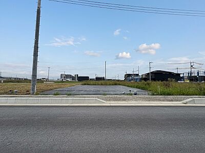 外観:吉川美南駅まで徒歩7分の立地。駅までのアクセスが良好な立地です。 外観:吉川美南駅まで徒歩7分の立地。駅までのアクセスが良好な立地です。