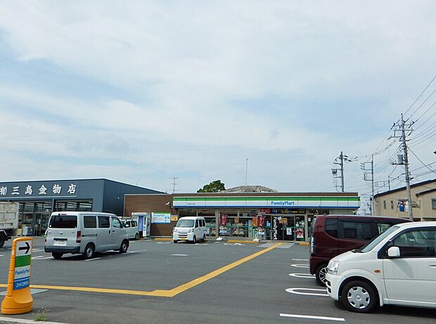 ファミリーマートTKSさいど店まで約450m