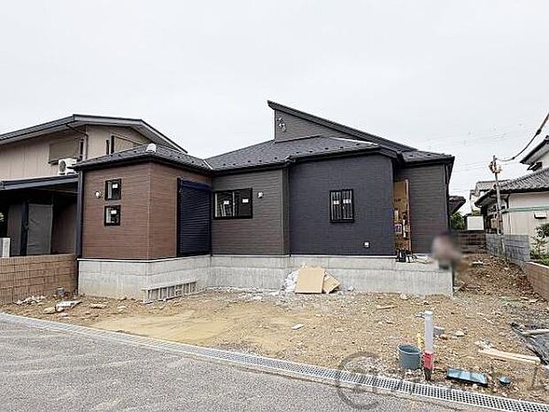 耐震等級3+制振ダンパーで安心です。