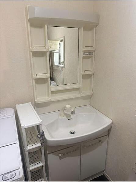 AIを使用し家財を消去した加工写真です。