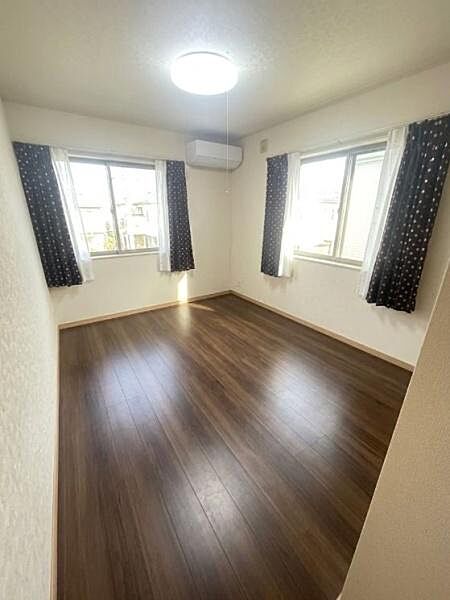 1F6.0帖AIを使用し家財を消去した加工写真です