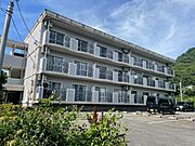 伯耆溝口駅より徒歩8分 築24年3ヶ月 3階建の賃貸物件