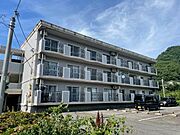 伯耆溝口駅より徒歩5分 築24年3ヶ月 3階建の賃貸物件