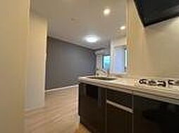 アジュール東福原 202 2階1LDKのリビング/ダイニング