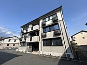 三本松口駅より徒歩7分 築22年 3階建の賃貸物件