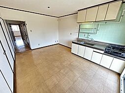 フジパレス米子 502 5階3DKのリビング/ダイニング