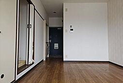 カルムニシキ 302 3階ワンルームのリビング/ダイニング